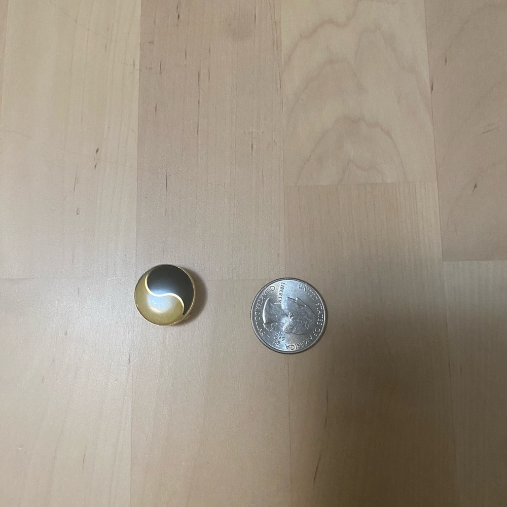 White, gold and  Black Yin Yang clufflink tuxedo